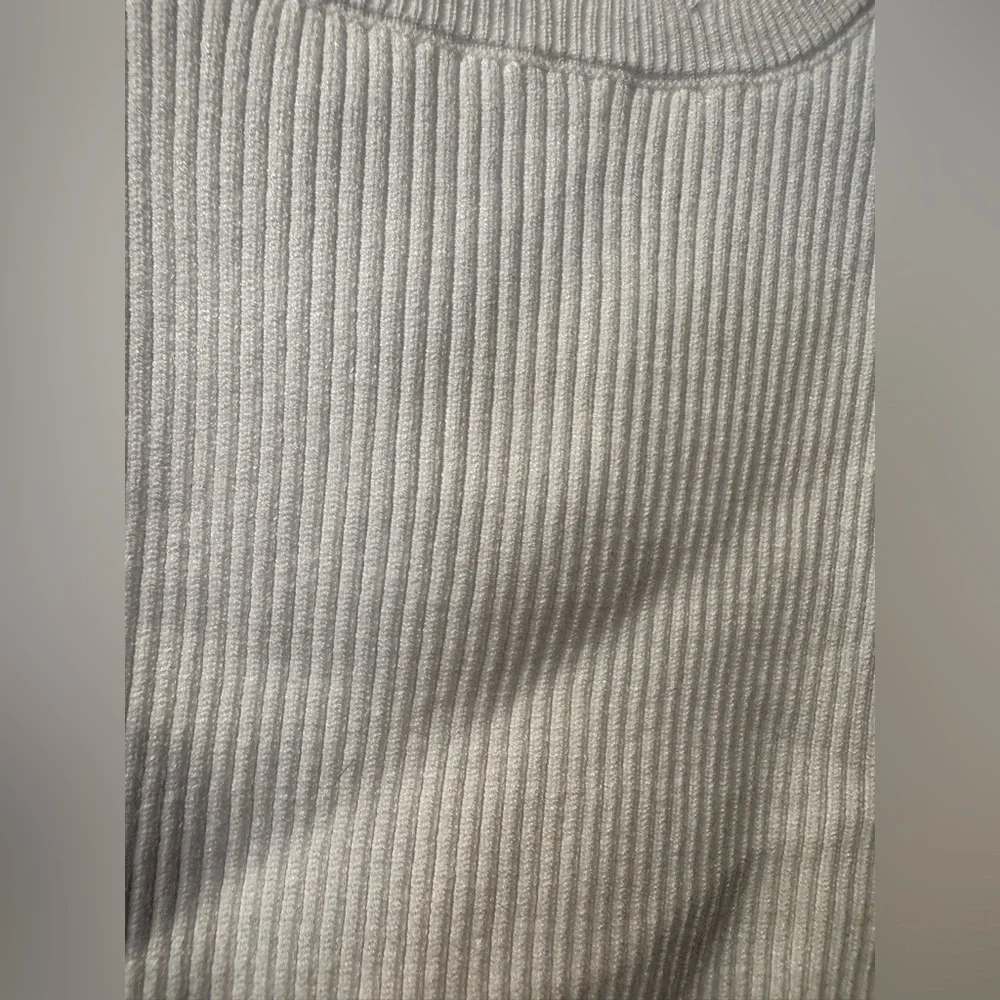 White Ribbed Tank Top - Picture 2 of 4